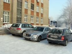 «Mercedes я оставлю вам, в Новосибирске. Это не моя машина. Она принадлежит епархии»
