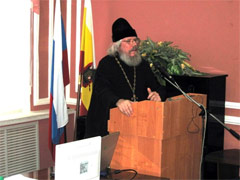 Священник Лев Семенов